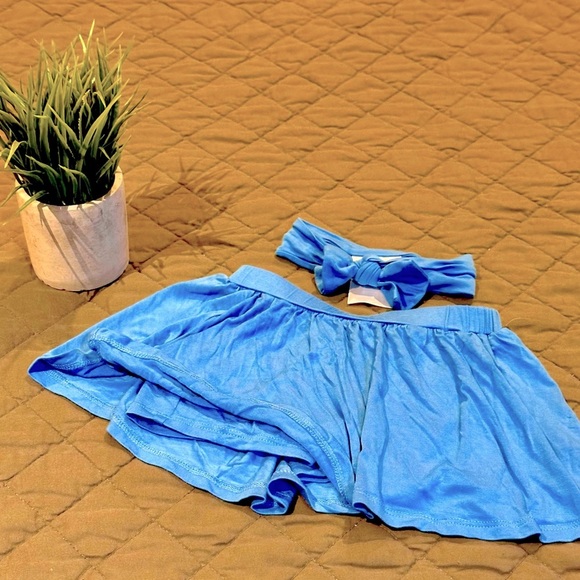 Posh Peanut skort and bow - Picture 1 of 1
